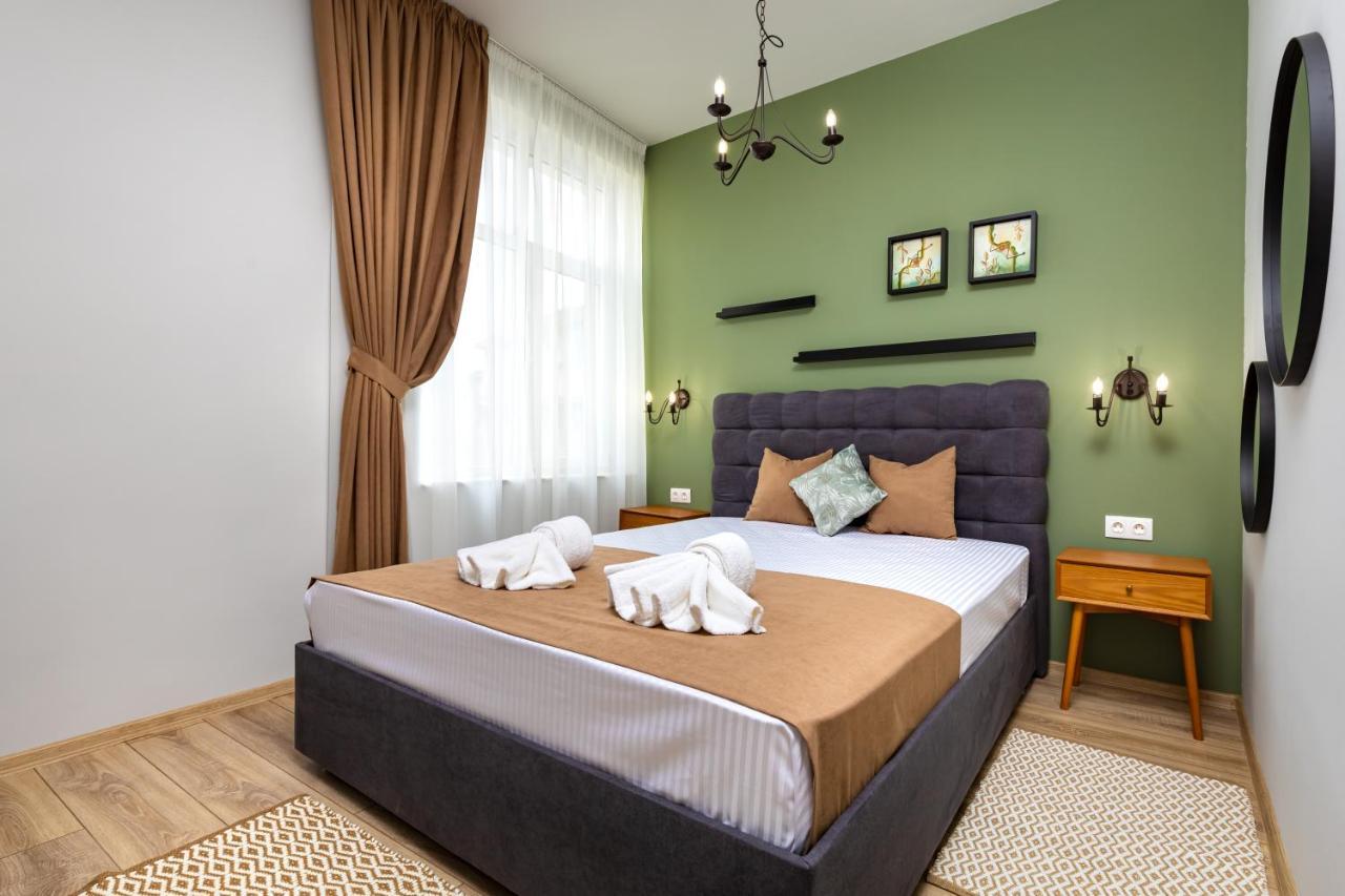 Kapana Guest House On Central Pedestrian Street With Parking Included Plovdiv Esterno foto